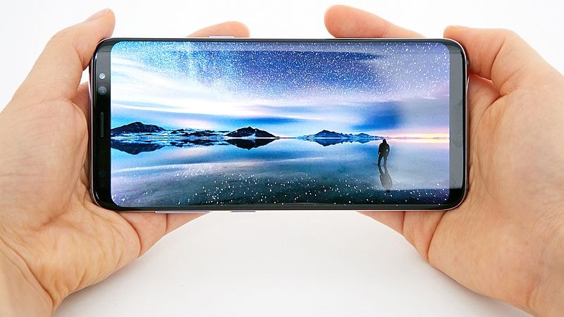 samsung_galaxy_s8_display_1490811502711.jpg